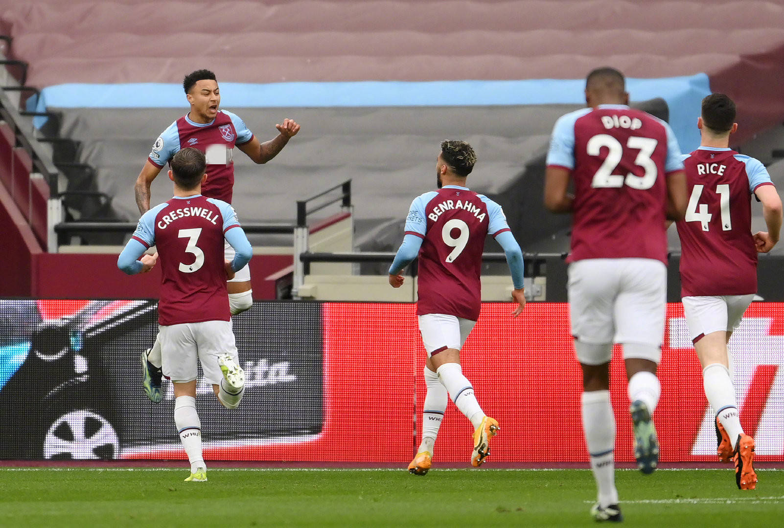 正是这两方 正是这两方