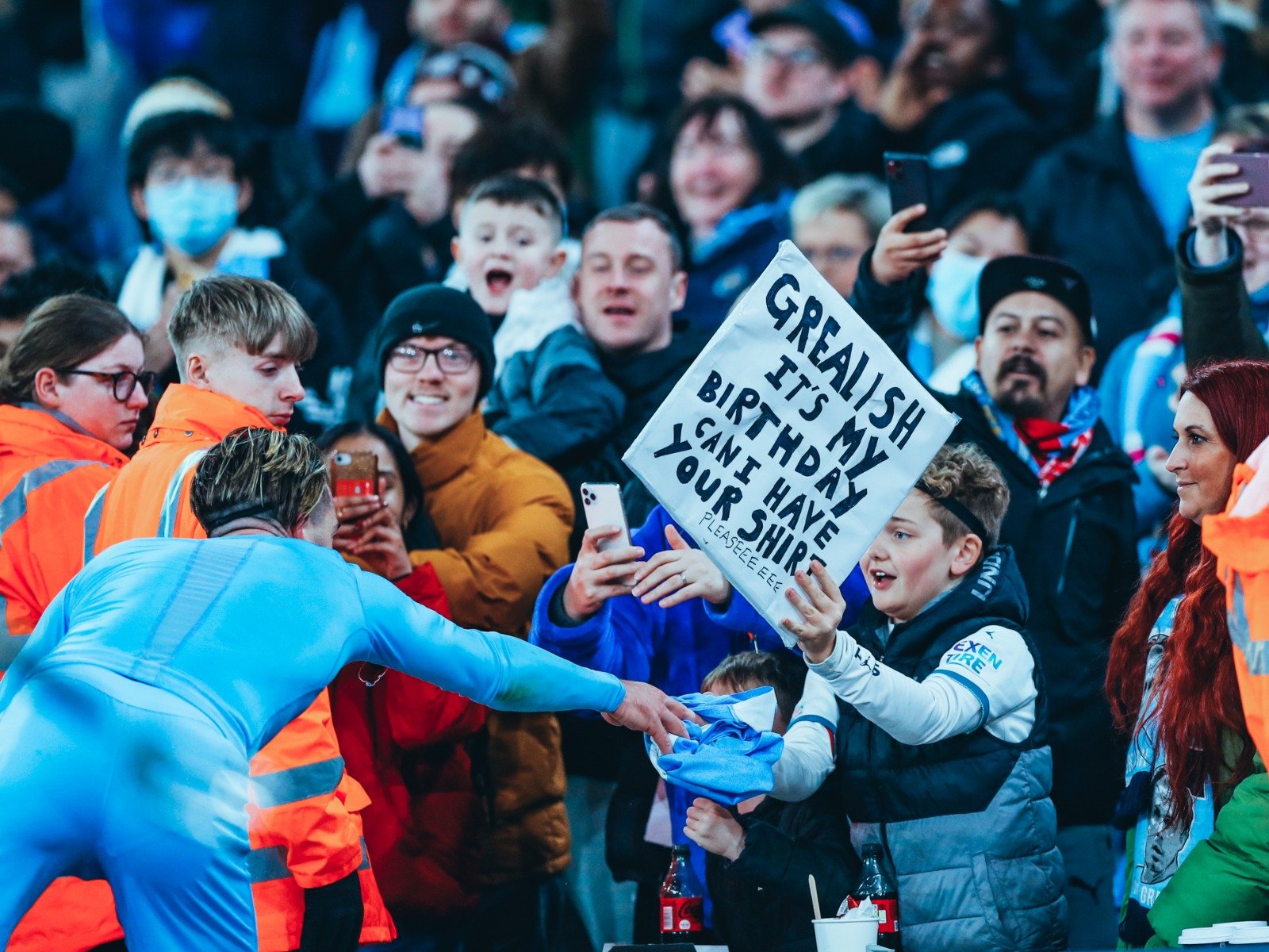 功为他们提 功为他们提